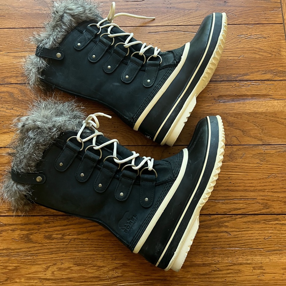 Sorel Joan of Arctic Waterproof Lined Winter Boots - Women 8.5